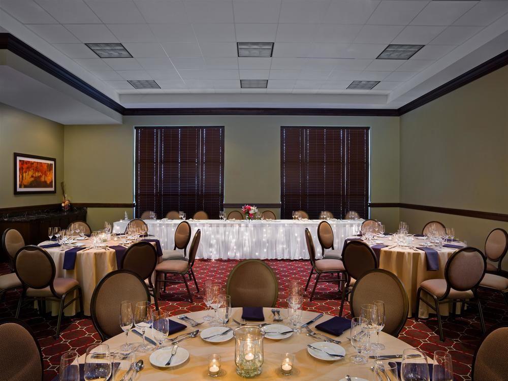 Sheraton St Paul Woodbury Hotel Exterior photo