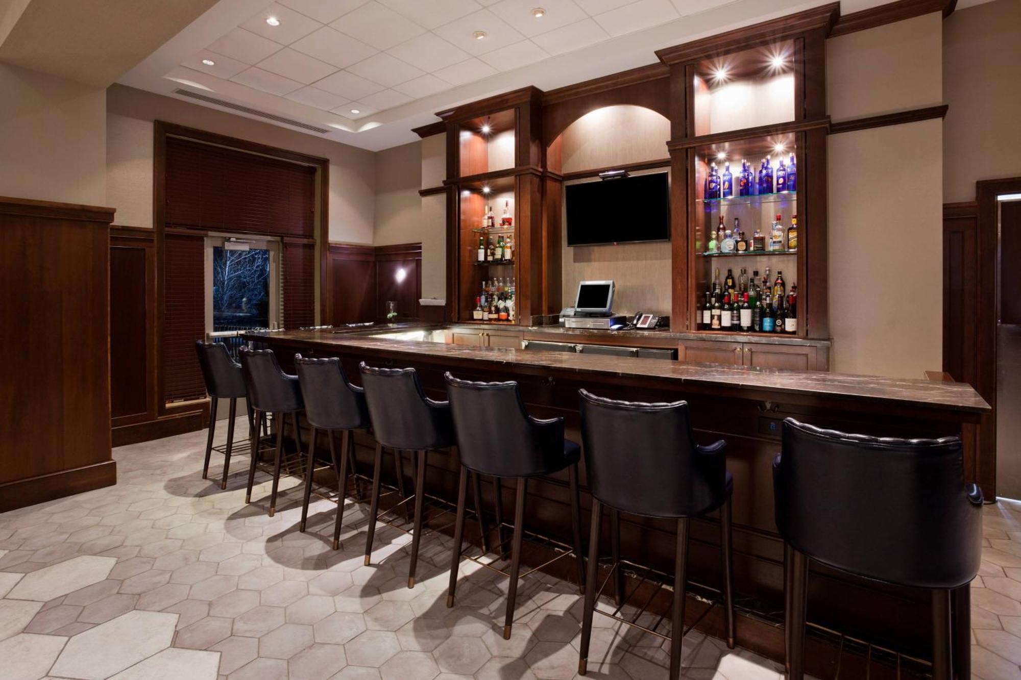 Sheraton St Paul Woodbury Hotel Exterior photo